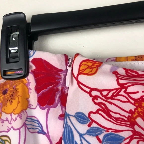 NWT Lulus White Floral Skirt - Picture 7 of 8